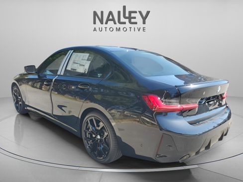 Used 2025 BMW 330i Sedan w/ M Sport Package image 3