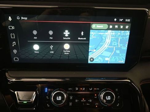 Used 2022 GMC Sierra 1500 AT4 w/ AT4 Premium Package image 3