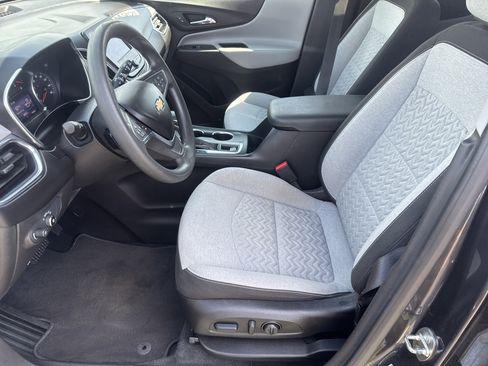 Used 2022 Chevrolet Equinox LT FWD image 10