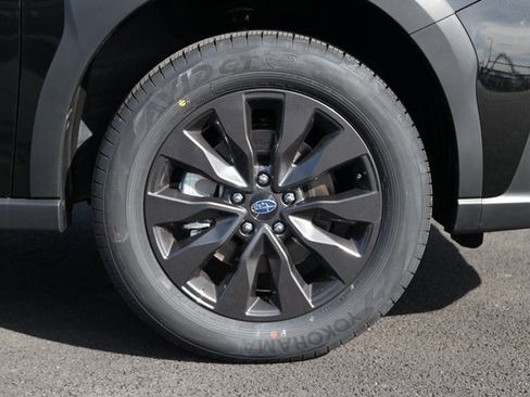 Used 2025 Subaru Outback Onyx Edition image 10