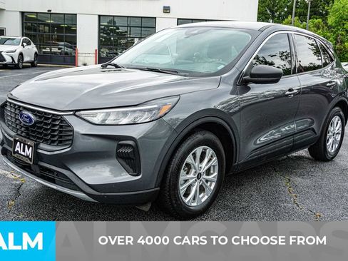 Used 2024 Ford Escape Active FWD image 2