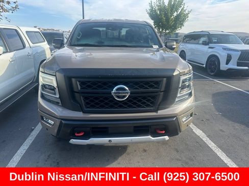 Used 2023 Nissan Titan PRO-4X w/ Pro-4x Convenience Package AWD/4WD image 7