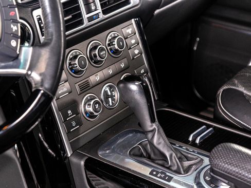 Used 2011 Land Rover Range Rover Autobiography image 31