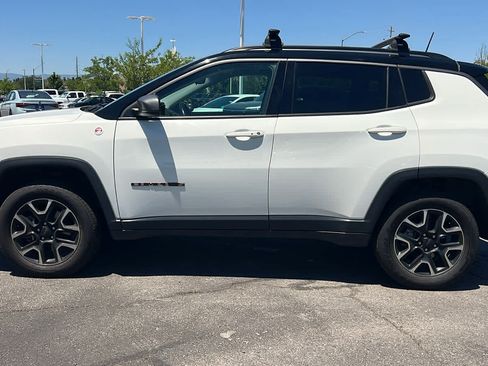 Used 2020 Jeep Compass Trailhawk AWD/4WD image 8