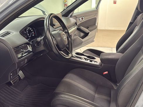 Used 2022 Honda Civic Sport image 12