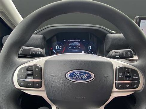 New 2026 Ford Explorer Active AWD/4WD image 16