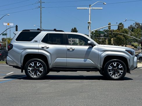 New 2026 Toyota 4Runner TRD Sport Premium AWD/4WD image 6