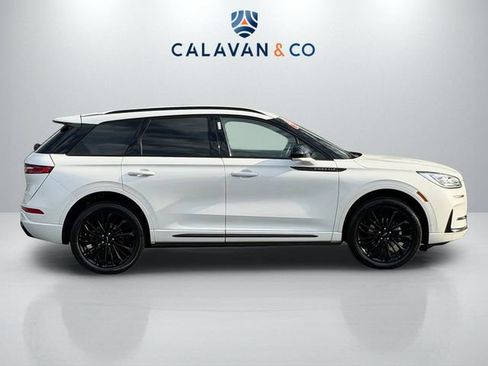 Used 2023 Lincoln Corsair Reserve w/ Jet Appearance Package FWD image 8