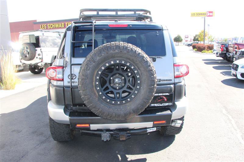 Used 2014 Toyota FJ Cruiser 4WD w/ Convenience Package image 6