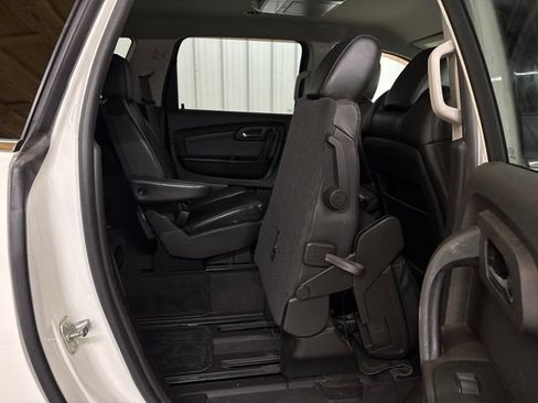 Used 2012 Chevrolet Traverse LT FWD image 22