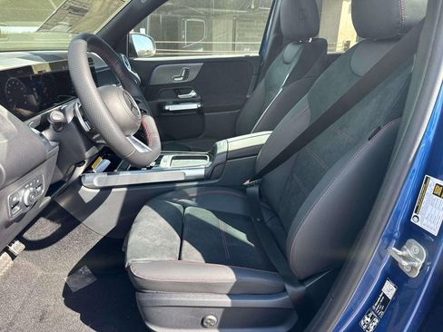 New 2026 Mercedes-Benz GLB 250 image 9