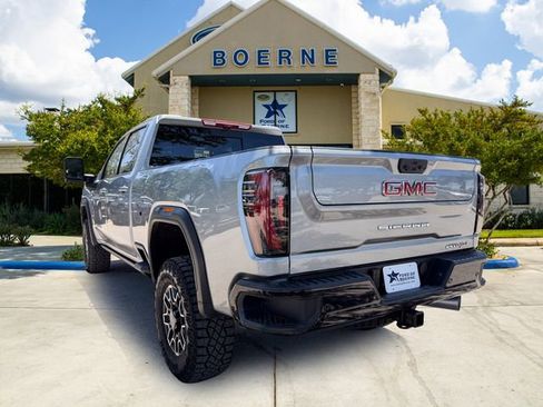 Used 2026 GMC Sierra 2500 AT4X AWD/4WD image 3