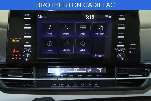 Used 2024 Toyota Sienna LE AWD/4WD image 21