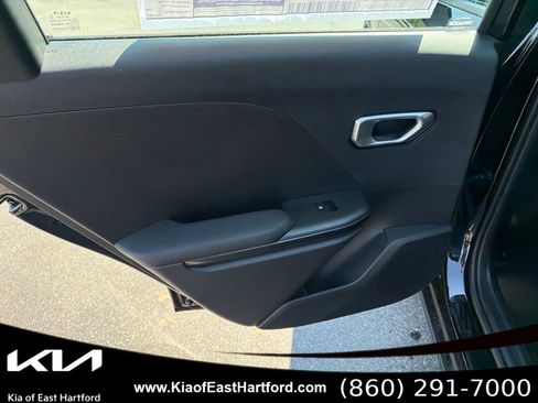New 2026 Kia K4 FWD image 18