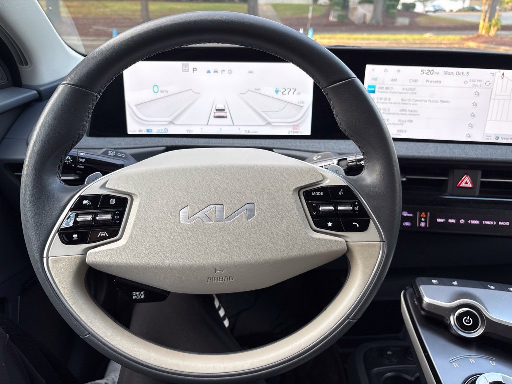 Used 2023 Kia EV6 Wind RWD image 10