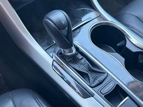 Used 2018 Acura TLX w/ Technology Package FWD image 28
