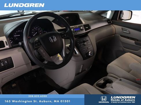 Used 2012 Honda Odyssey EX image 8
