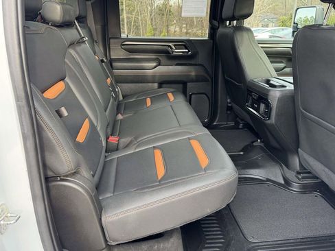 Used 2024 GMC Sierra 2500 AT4 w/ AT4 Preferred Package image 14