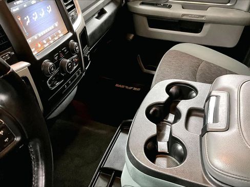 Used 2018 RAM 1500 Big Horn image 14