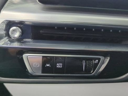 Used 2024 Cadillac Lyriq Sport AWD/4WD image 13
