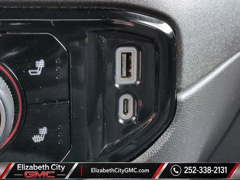 Used 2023 Chevrolet Silverado 1500 LT AWD/4WD image 30