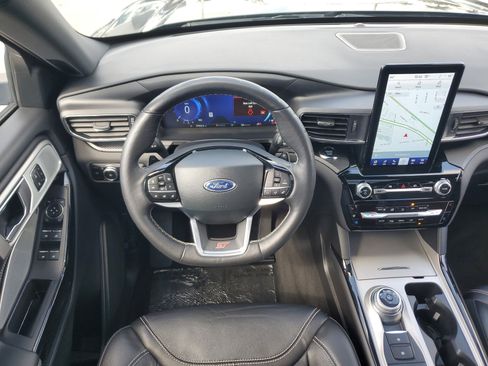 Used 2023 Ford Explorer ST w/ Equipment Group 401A image 16