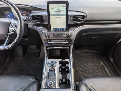Used 2020 Ford Explorer ST w/ ST Street Pack image 7