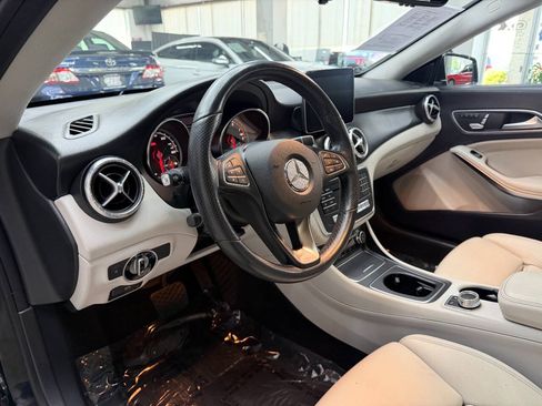 Used 2019 Mercedes-Benz CLA 250 4MATIC image 18
