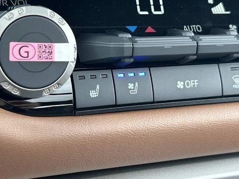 New 2026 Toyota Tundra 1794 Edition AWD/4WD image 27