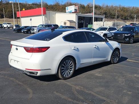 Used 2017 Kia Cadenza Premium w/ Luxury Package image 25