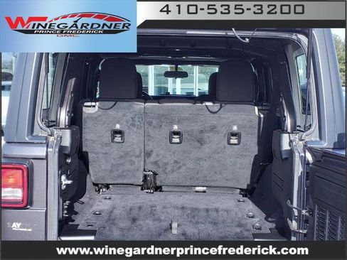 Used 2019 Jeep Wrangler Unlimited Sport S image 6