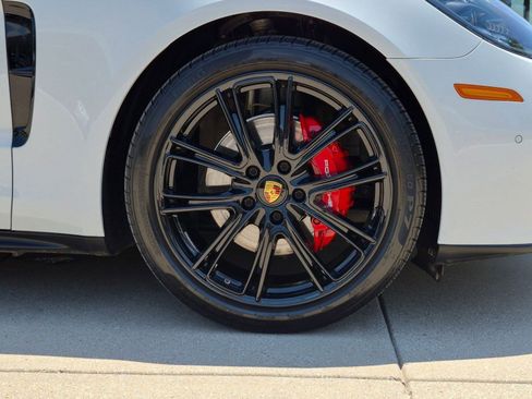 Certified 2023 Porsche Panamera Platinum Edition RWD image 28
