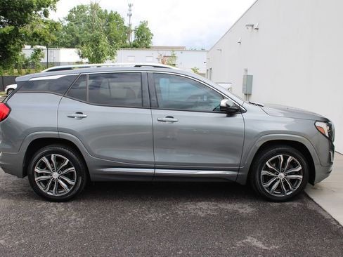 Used 2018 GMC Terrain Denali w/ Advanced Safety Package FWD image 33