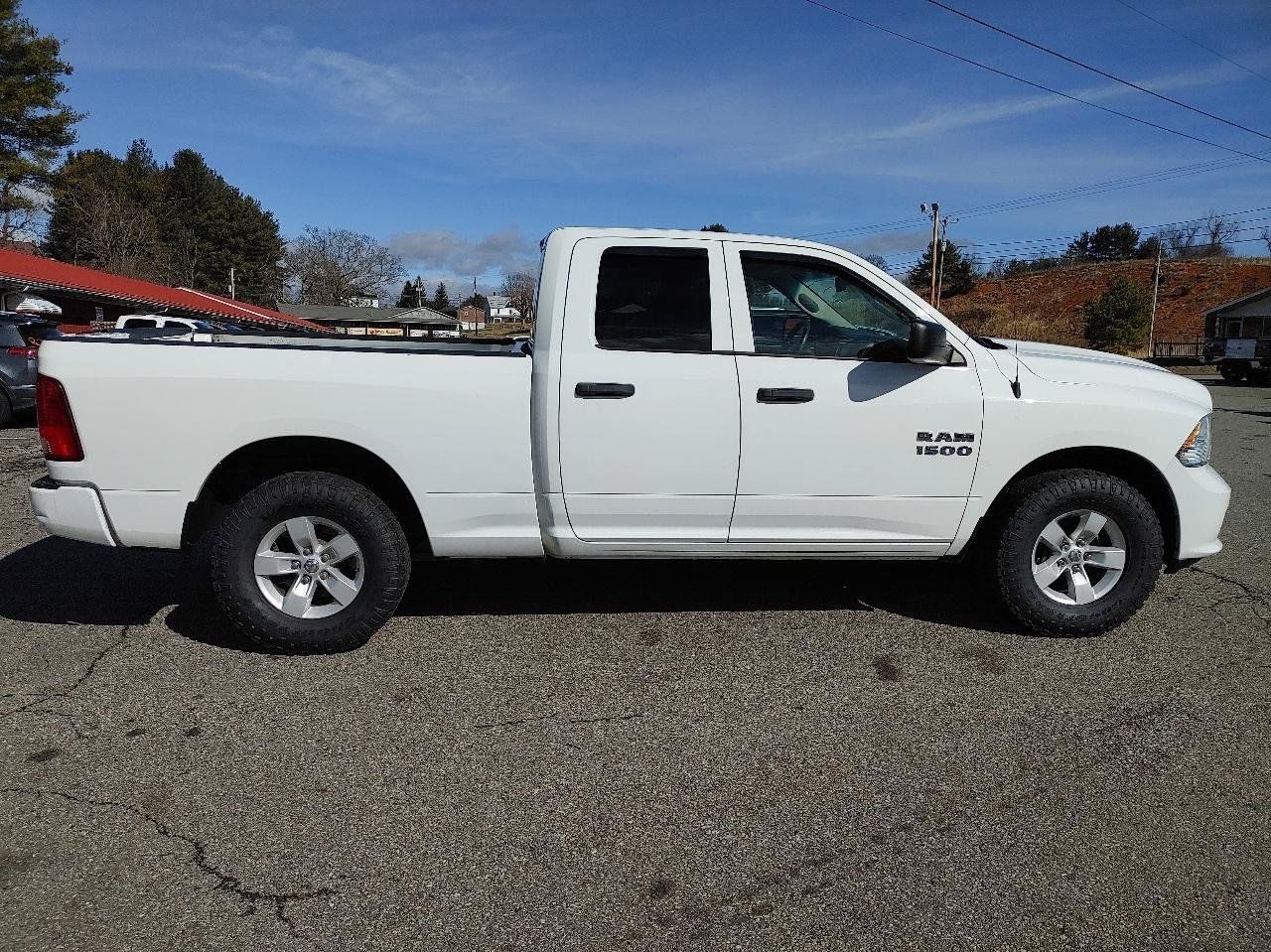 Used 2016 RAM 1500 Express AWD/4WD image 6