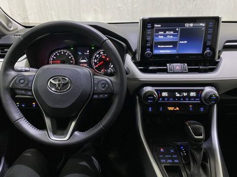 Certified 2021 Toyota RAV4 XLE Premium image 21