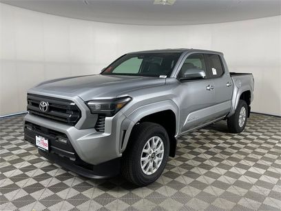 New 2025 Toyota Tacoma SR5