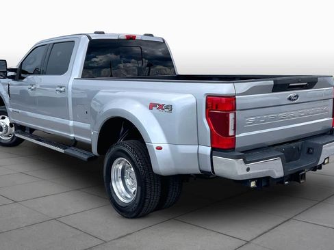 Used 2022 Ford F350 Lariat w/ Lariat Ultimate Package AWD/4WD image 12