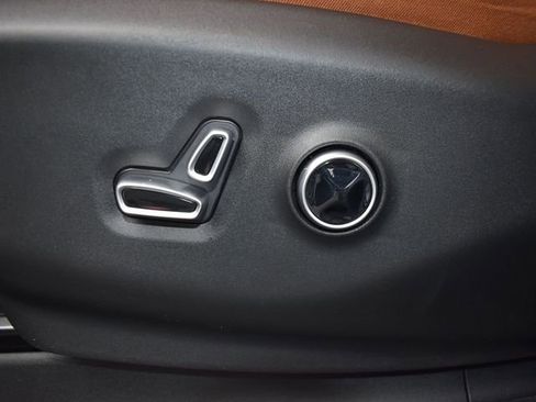 New 2026 Chrysler Pacifica Pinnacle w/ Trailer Tow Group image 14