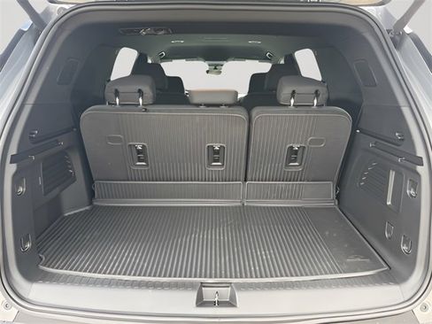 New 2026 Chevrolet Traverse LT w/ Enhanced Driving Package image 7