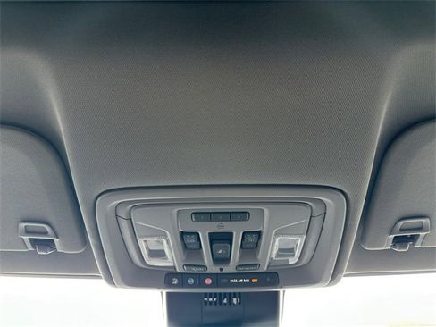 Used 2024 Chevrolet Silverado 1500 LTZ w/ LTZ Premium Package image 27