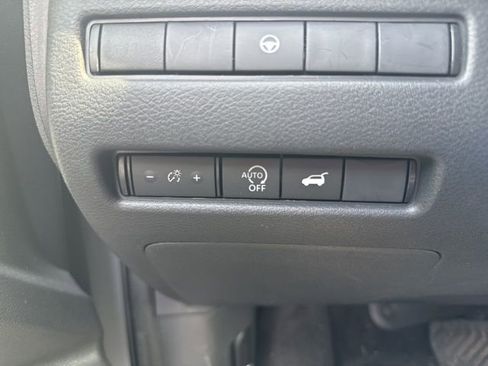 Certified 2023 Nissan Rogue SV w/ SV Premium B Package image 11