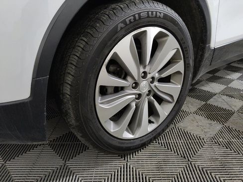 Used 2019 Buick Encore Preferred w/ Safety Package image 31