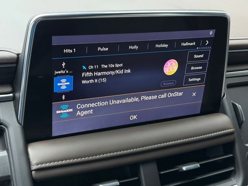 Used 2021 GMC Yukon XL SLT w/ Rear Media and Nav Package image 31