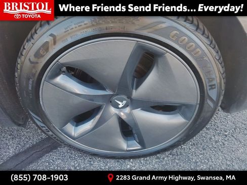 Used 2018 Tesla Model 3 Long Range image 12