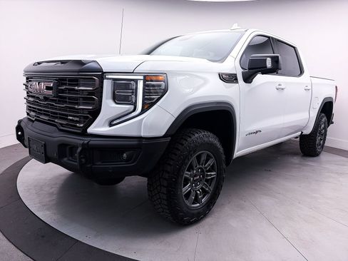 Used 2025 GMC Sierra 1500 AT4X AWD/4WD image 34