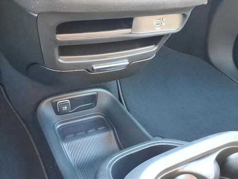 New 2026 Chrysler Pacifica Select w/ S Appearance Package image 23