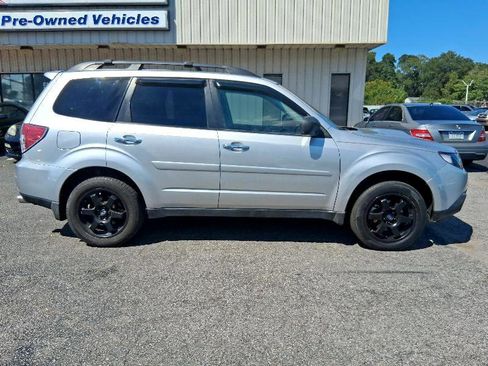 Used 2010 Subaru Forester 2.5XT Limited image 13