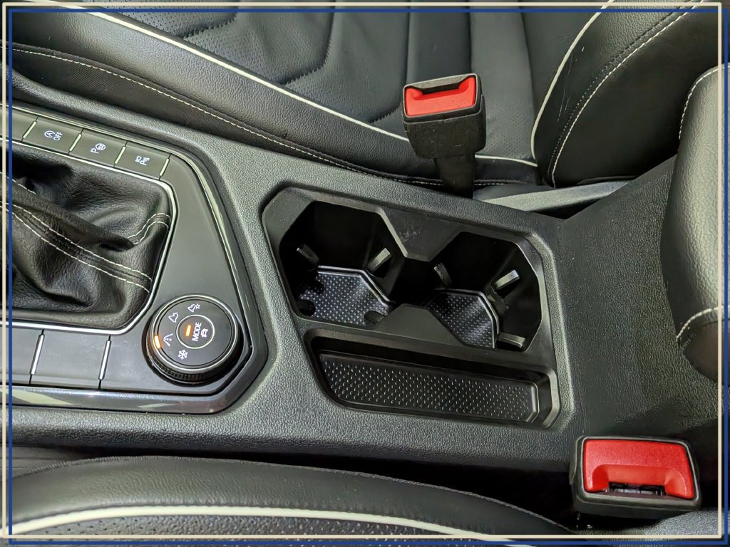 Used 2024 Volkswagen Tiguan SEL R-Line AWD/4WD image 31