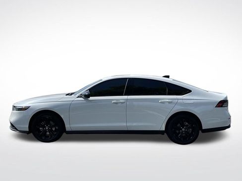 Certified 2025 Honda Accord SE image 2