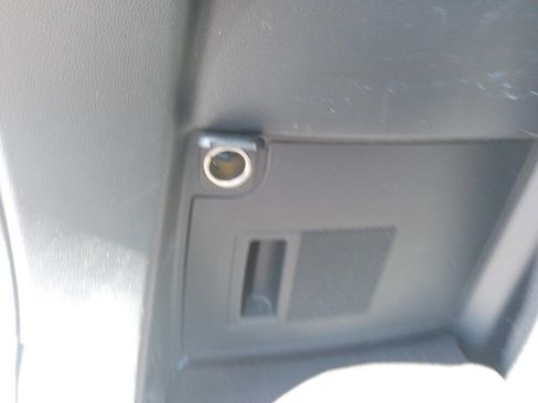 Used 2012 MAZDA MAZDA5 Sport image 23